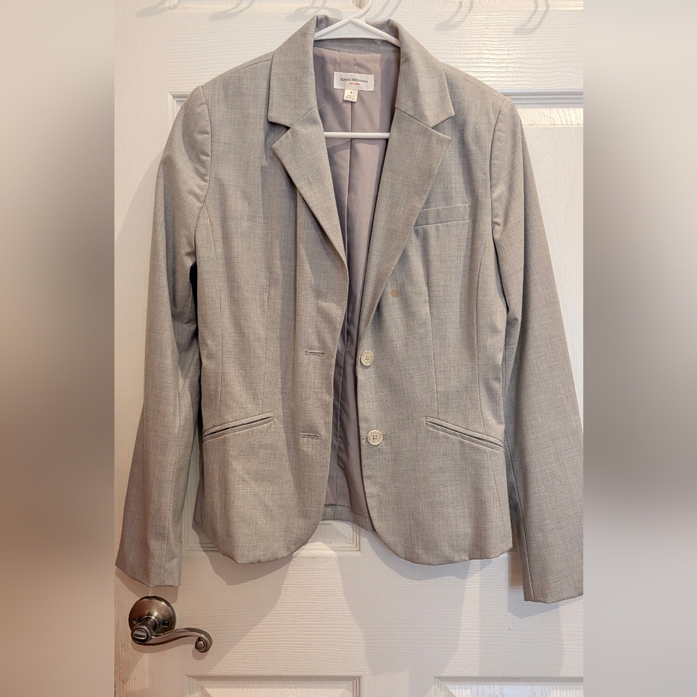 Isaac Mizrahi Light Gray Fabric